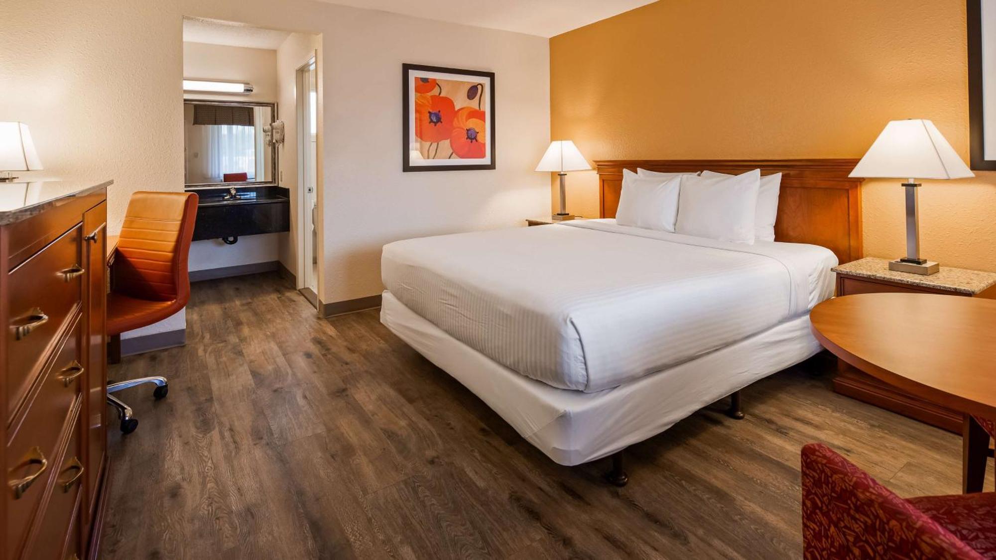 Best Western Golden Key Auburn Exterior photo